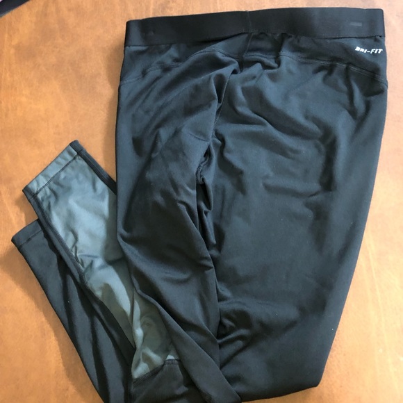 Running pants - Picture 2 of 3